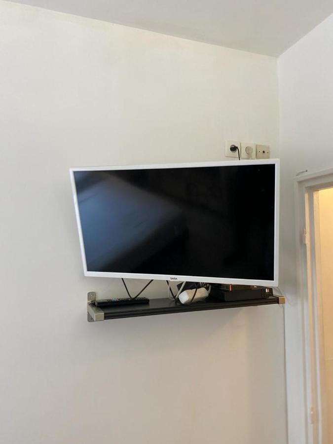 Studio 10 Mins Walk Eiffel Tower, Paris 16 מראה חיצוני תמונה